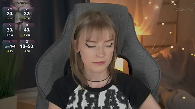 KiraMontoya online show from April 14, 5:51 pm