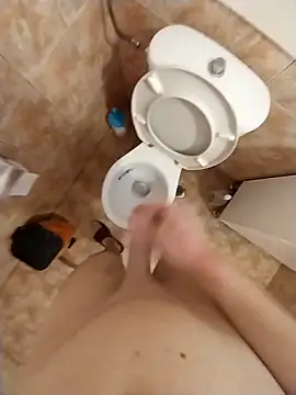 Snapshot of Good_boy000 chatting on February 14, 9:53 pm Good boy000 online show from February 14, 9:53 pm