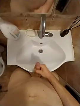 Snapshot of Good_boy000 chatting on October 13, 7:37 pm Good boy000 online show from October 13, 7:37 pm