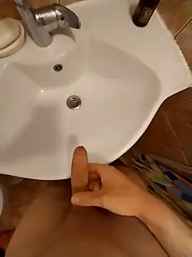 Snapshot of Good_boy000 chatting on February 17, 1:15 am Good boy000 online show from February 17, 1:15 am