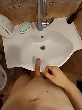 Snapshot of Good_boy000 chatting on October 16, 7:44 pm Good boy000 online show from October 16, 7:44 pm