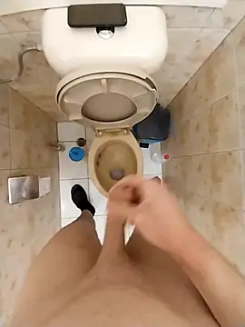 Snapshot of Good_boy000 chatting on February 18, 3:10 pm Good boy000 online show from February 18, 3:10 pm