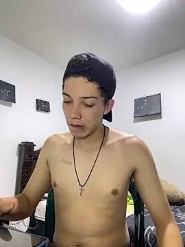 Snapshot of Gadiel_Sex chatting on October 13, 2:07 pm Gadiel Sex online show from October 13, 2:07 pm