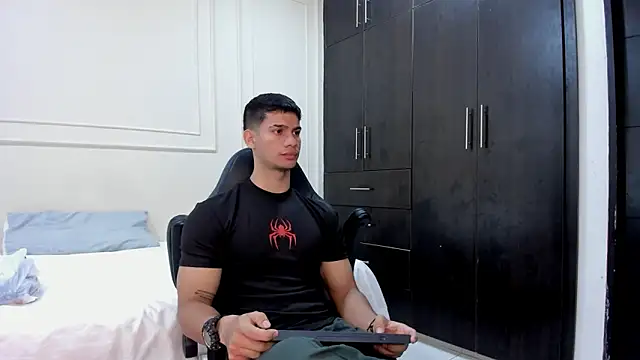 ANDRES STUD online show from April 3, 3:46 am