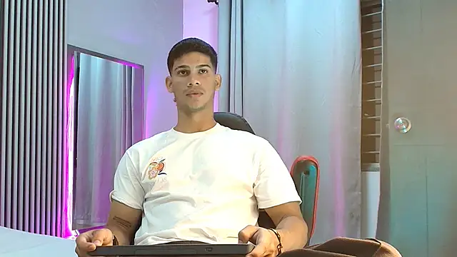 ANDRES STUD online show from September 13, 3:28 am