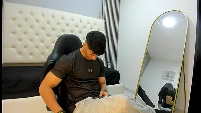 ANDRES STUD online show from March 19, 3:39 am