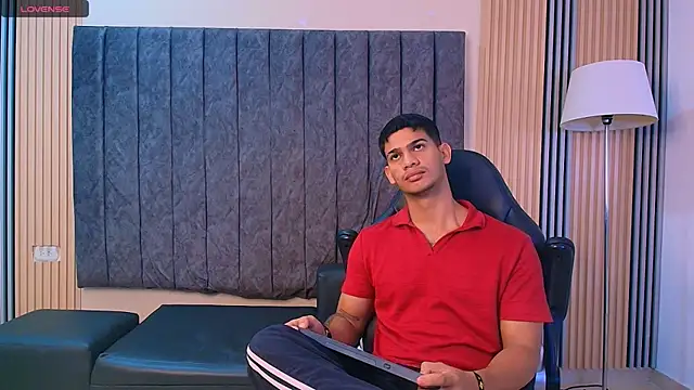 Snapshot of ANDRES_STUD chatting on July 10, 4:23 am ANDRES STUD online show from July 10, 4:23 am