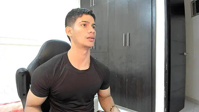 ANDRES STUD online show from April 6, 3:57 am