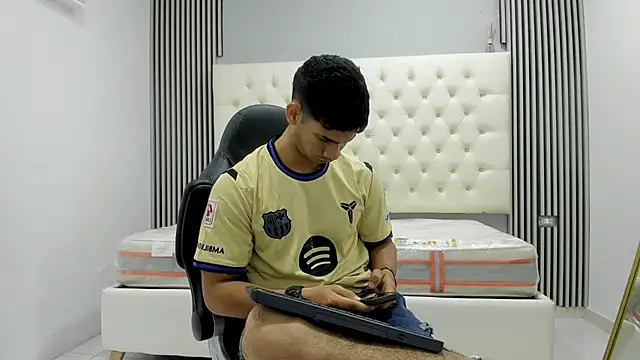 ANDRES STUD online show from March 23, 4:34 am