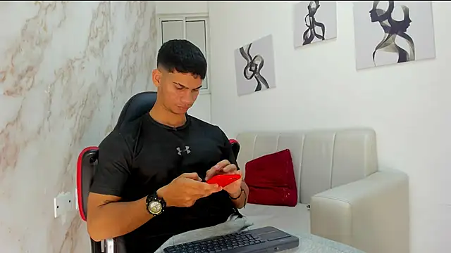ANDRES STUD online show from October 18, 4:25 am