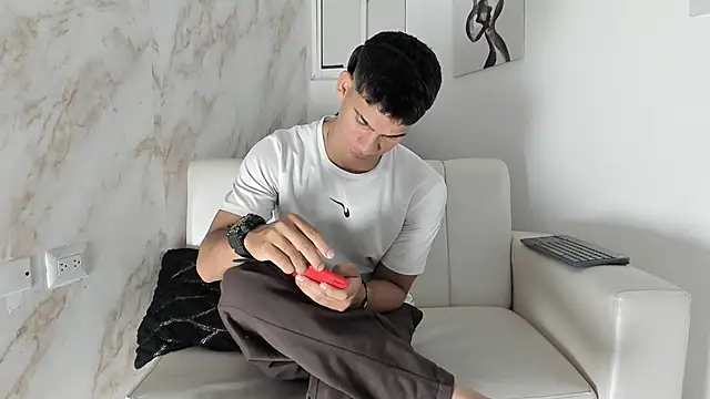 ANDRES STUD online show from November 17, 4:27 am