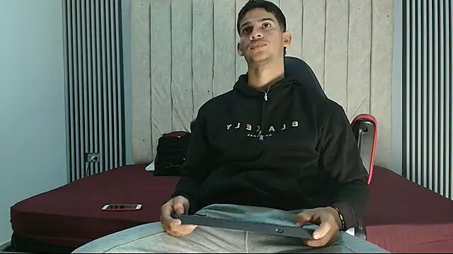 ANDRES STUD online show from September 29, 4:19 am
