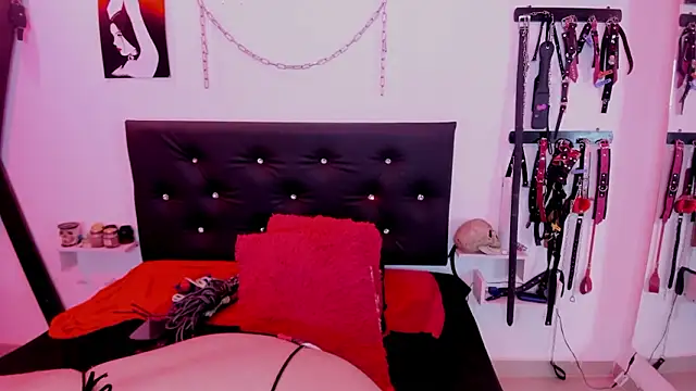 Snapshot of Julieta_Carden_ chatting on February 3, 12:32 pm Julieta Carden online show from February 3, 12:32 pm