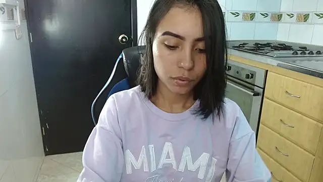 julieta fn online show from December 20, 1:36 pm