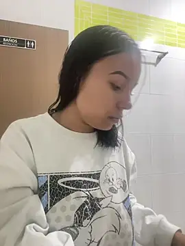 julieta fn online show from April 17, 1:36 pm