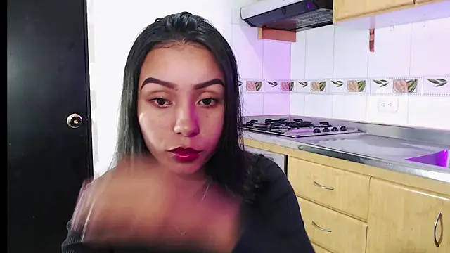 julieta fn online show from May 26, 2:37 pm