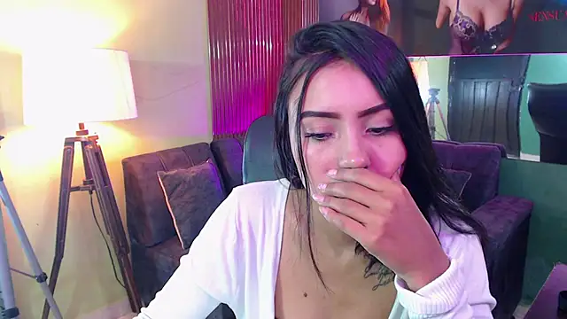 julieta fn online show from April 8, 3:13 pm