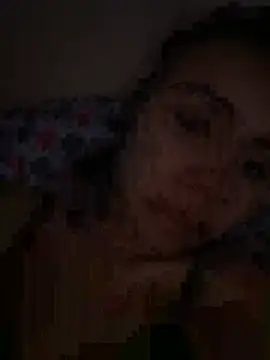 Snapshot of julieta_fn chatting on June 5, 3:33 am julieta fn online show from June 5, 3:33 am