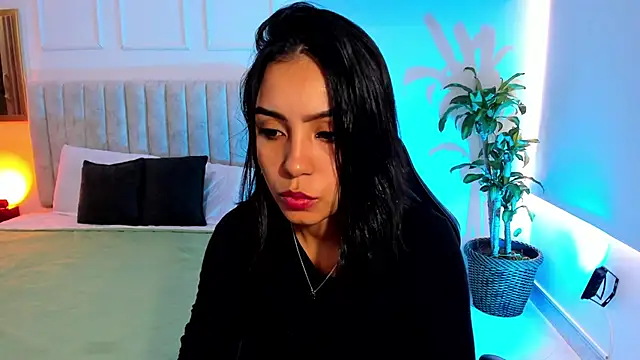 Snapshot of julieta_fn chatting on June 16, 2:50 pm julieta fn online show from June 16, 2:50 pm