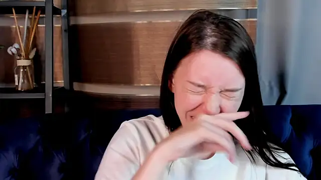 ErlinaBrabazon online show from February 5, 8:11 am