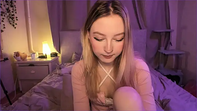 margorazentals online show from February 8, 8:06 pm