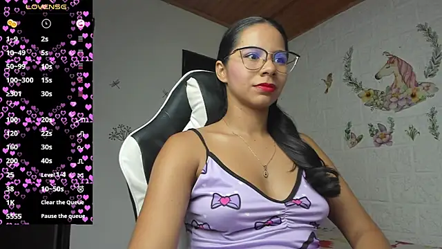alisson hoffman05 online show from July 17, 11:35 pm