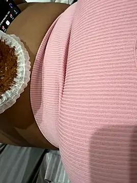 shakybabyx online show from November 9, 7:07 pm