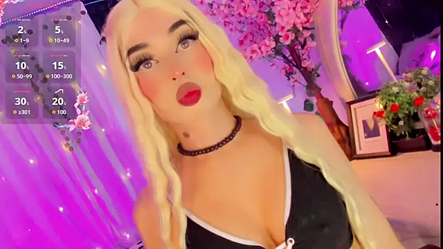 Snapshot of Irina_milkmaid chatting on December 15, 7:20 pm Irina milkmaid online show from December 15, 7:20 pm