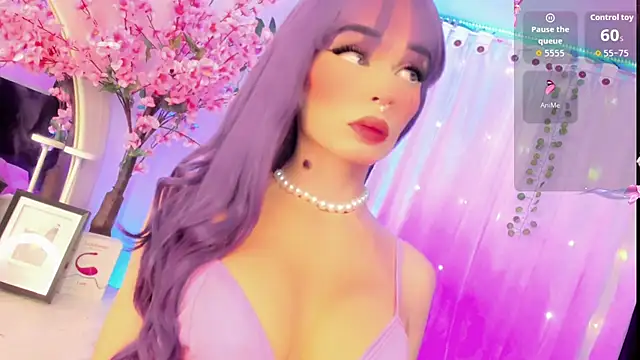 Snapshot of Irina_milkmaid chatting on January 6, 3:32 am Irina milkmaid online show from January 6, 3:32 am