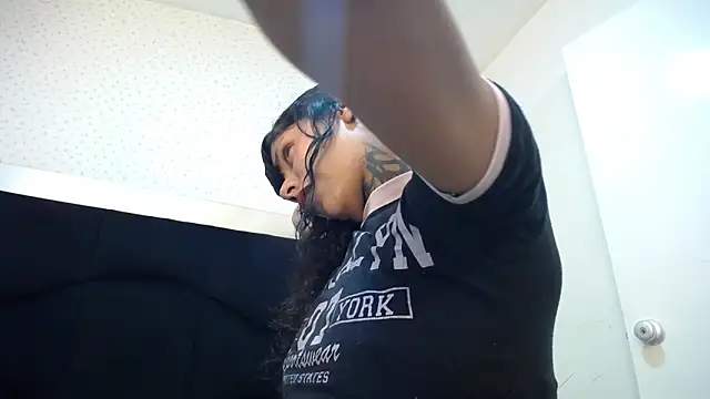 StormyWets Bluk online show from November 13, 3:27 pm