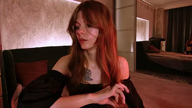 Snapshot of rosy_black_ chatting on March 18, 6:17 pm rosy black online show from March 18, 6:17 pm