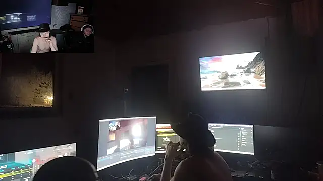 Snapshot of nuttyking2022 chatting on February 10, 11:53 am nuttyking2022 online show from February 10, 11:53 am