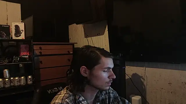 Snapshot of nuttyking2022 chatting on February 7, 8:22 am nuttyking2022 online show from February 7, 8:22 am