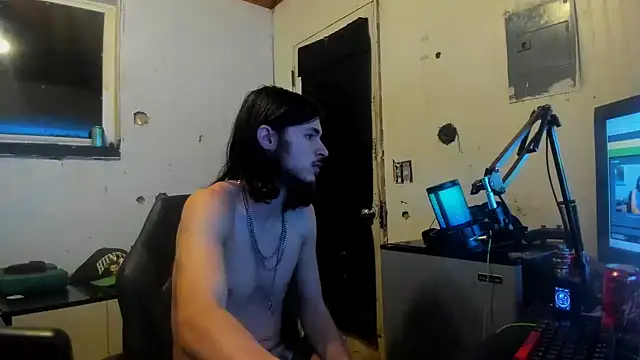 Snapshot of nuttyking2022 chatting on February 4, 12:11 pm nuttyking2022 online show from February 4, 12:11 pm