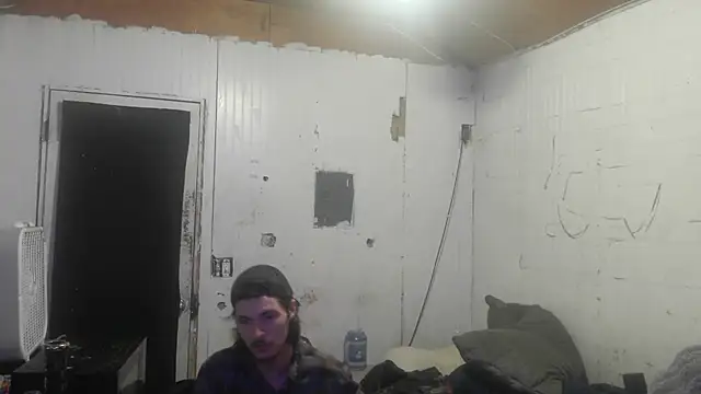 Snapshot of nuttyking2022 chatting on October 13, 4:36 am nuttyking2022 online show from October 13, 4:36 am