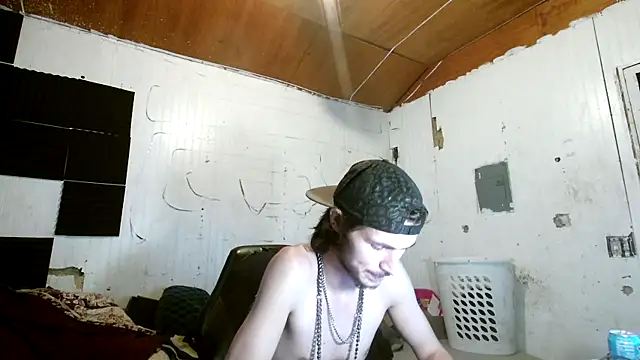 Snapshot of nuttyking2022 chatting on October 27, 5:08 am nuttyking2022 online show from October 27, 5:08 am