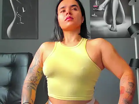 karlyjons12 online show from October 28, 1:21 pm