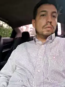 Snapshot of reyarturs13 chatting on February 26, 4:38 pm reyarturs13 online show from February 26, 4:38 pm