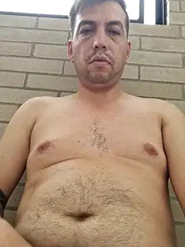 Snapshot of reyarturs13 chatting on March 17, 10:08 pm reyarturs13 online show from March 17, 10:08 pm