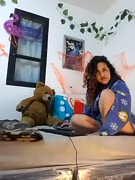 jeans and emma online show from October 30, 1:59 am