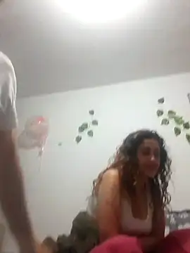 jeans and emma online show from November 11, 2:28 am