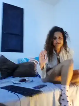 jeans and emma online show from September 21, 3:22 am