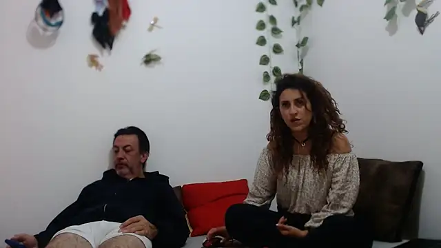 jeans and emma online show from March 6, 12:21 am