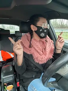 Loveblackzilla online show from December 1, 3:13 pm