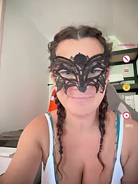 Loveblackzilla online show from May 9, 12:30 pm