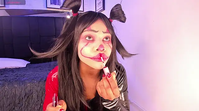 tylla  online show from October 29, 3:16 am