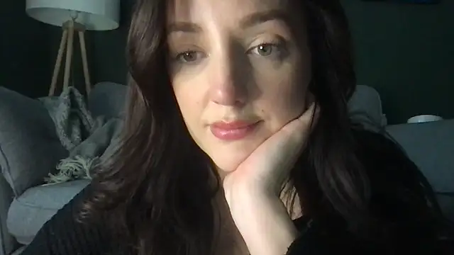 laceyjames24 online show from November 12, 11:25 am