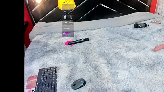 Snapshot of IVISBOUNCYASS chatting on July 17, 12:46 pm IVISBOUNCYASS online show from July 17, 12:46 pm