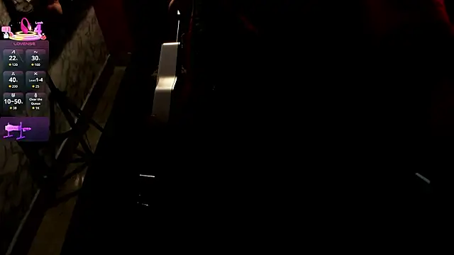 IVISBOUNCYASS online show from February 15, 12:26 pm