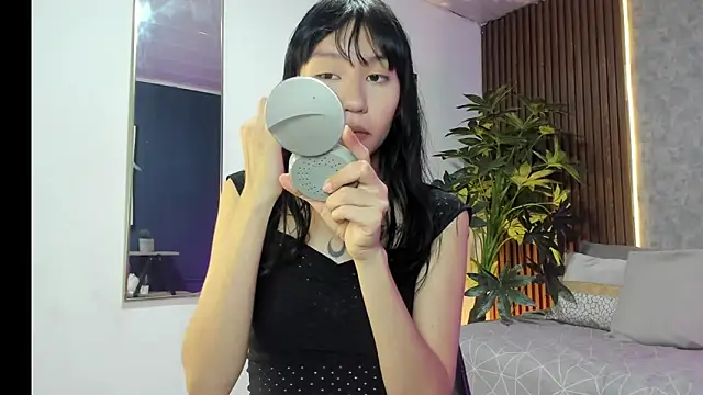 Miaa Lee7 online show from January 9, 9:55 pm